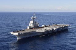 بعد إصابة طاقمها بالفيروس.. حاملة الطائرات شارل ديغول ترسو اليوم بالقاعدة البحرية تولون