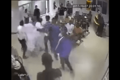 بالفيديو.. شجار بين عائلتين بمستشفى غليزان.. !!