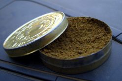 درك سطيف يفكك ورشة سرية لصناعة الشمة المقلدة