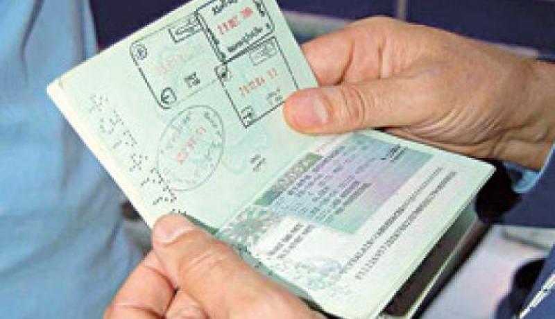 “فيزا شنغن” مزورة تجر موظف بفندق ومتهمين آخرين نحو الحبس