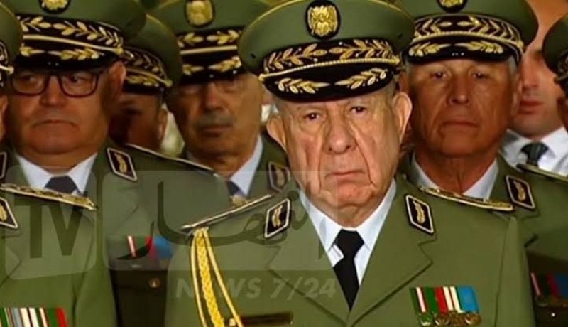 شنقريحة يهنئ منتسبي الجيش: المؤسسة العسكرية لن تحيد عن نهج الفقيد أحمد قايد صالح