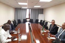 شنين يستقبل وزير دفاع بوركينافاسو