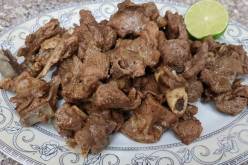 صحن لحم بين يديّ المرحومة….رزق حسن