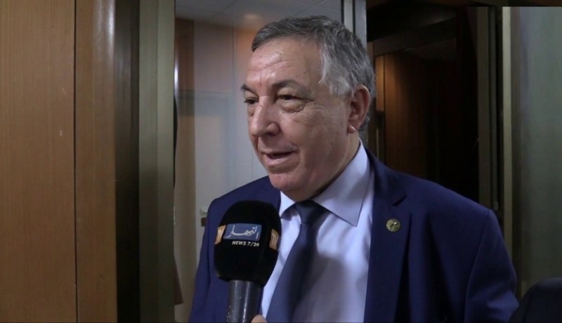 علي صديقي: من يطالبون برحيلي لا علاقة لهم بالأفلان