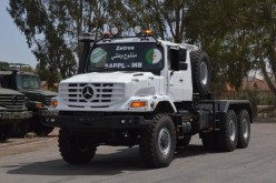 وزارة الدفاع.. تسليم 282 شاحنة “مرسيدس بنز” محلية الصنع