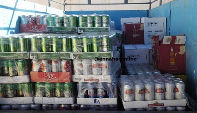 ڨالمة: توقيف 6 أشخاص وحجز 4600 قارورة خمر بالخزارة