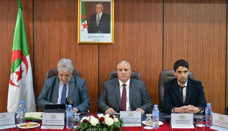 طيب بوزيد يعرض مشروعي قانونين على لجنة التربية بالمجلس الشعبي الوطني