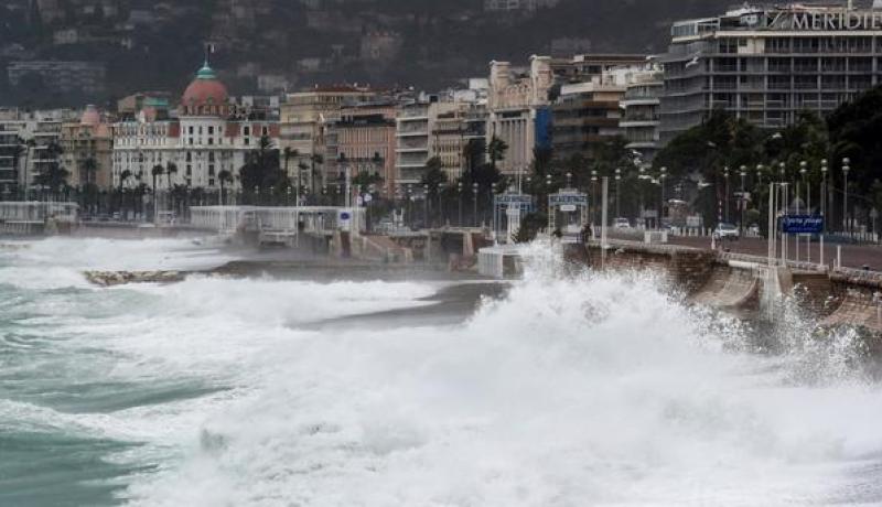 “ألكس” عاصفة غير مسبوقة تضرب بقوة فرنسا وتتجه نحو إيطاليا