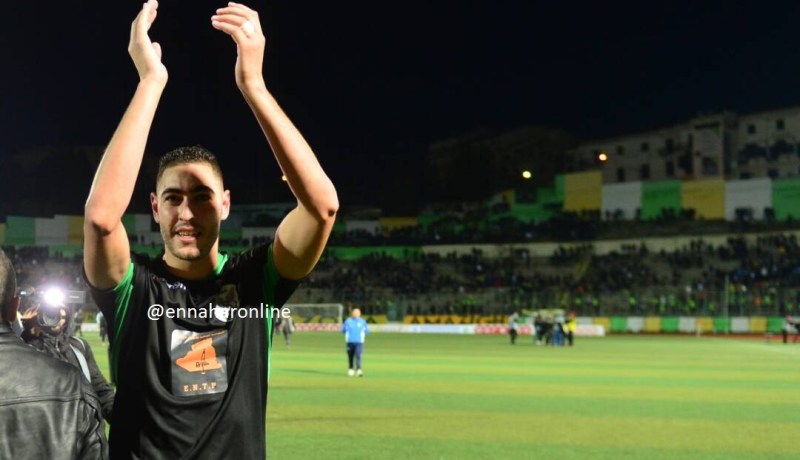 عبيد: “تشبيهي بسليماني يُشرفني وسأعمل لأكون فعالا مع الخضر”