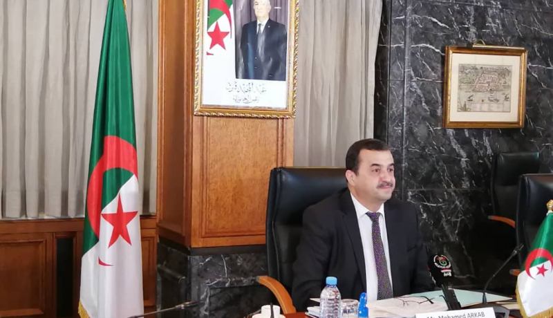 عرقاب: تكثيف التعاون لتوفير الطاقة لـ 600 مليون إفريقي محروم