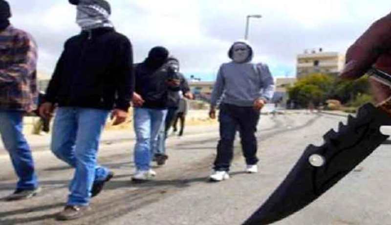 عصابة مسلحة تهاجم محل حلاقة وتستولي على أموال ومجوهرات صاحبته بوهران