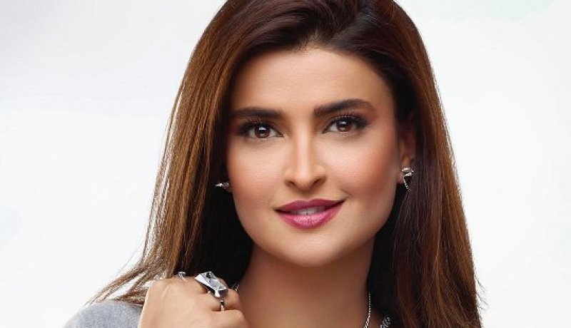 قنوات « mbc » توقف “علا فارس” بسبب تغريدة
