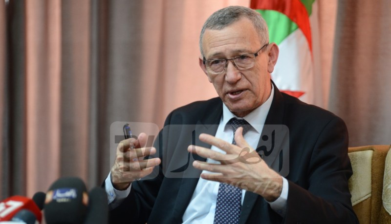 بلحيمر: الاتفاقيات القضائية تنص على تسليم مرتكبي الجرائم على مواقع التواصل الاجتماعي