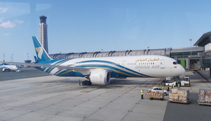 تعليق الرحلات الجوية غير المنتظمة بين عمان ومصر بسبب كورونا