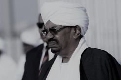 “المؤامرة” و”الخيانة” و”الغدر”… هذا ما يردده عمر البشير في سجنه!