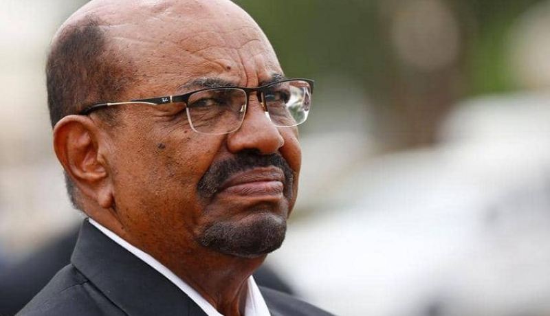 6 ملايين أورو و351 ألف دولار وجدوا بمقر إقامة البشير وهذا مصيرهم