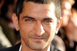 الإفراج عن “عمرو واكد” بعد تحطيمه سيارة جامعي