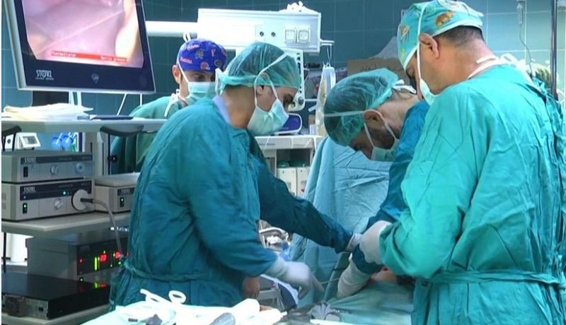 استئصال ورم سرطاني يزن 20 كلغ من رحم سيدة بمستشفى الأم والطفل بسطيف