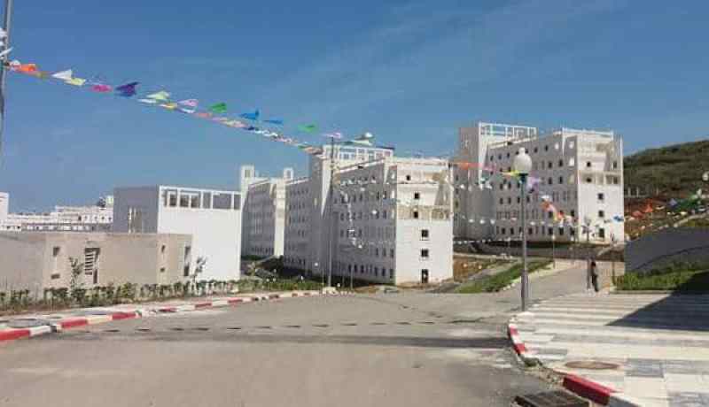 عنابة: طالبة جامعية تحاول الإنتحار بعد شجار مع زميلتها