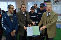 بالصور.. توزيع 19 كرسيا متحركا و19 دراجة لفائدة ذوي الإحتياجات الخاصة بعنابة
