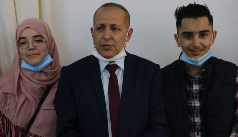 والي عين الدفلى يستقبل المتفوقين الأوائل في البكالوريا