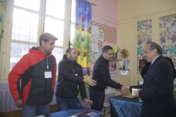 والي عين الدفلى يقوم بواجبه الانتخابي