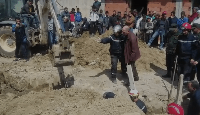 انقاذ شخص وانتشال جثتين والبحث عن الضحية الرابع سقطوا في حفرة بعين تموشنت