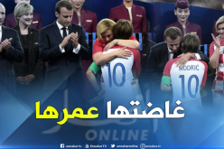 بالصور.. رئيسة كرواتيا تذرف الدموع أمام “مودريتش” !