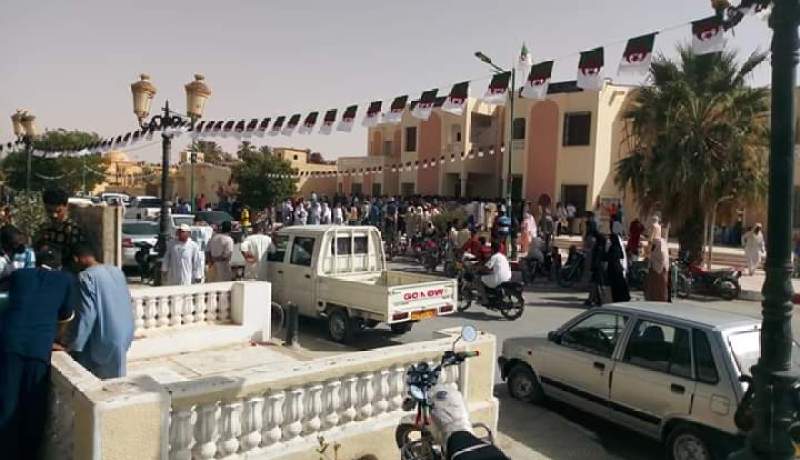 الوالي يستجيب لمطالب المحتجين ويلغي قائمة المستخلفين بالمنيعة في غرداية