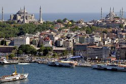 تركيا: غرق سفينة شحن على متنها 11 شخصا بالبحر الأسود