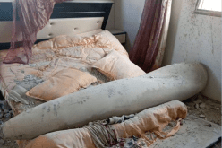الصاروخ سقط على السرير ولم ينفجر.. عائلة من 30 فرداً بغزة تنجو من موت محقق