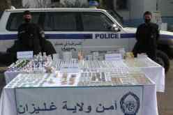 غليزان: توقيف 3 أشخاص وحجز 5182 قرص مهلوس بوادي ارهيو