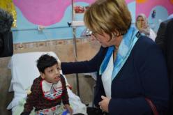 هذا ما قالته غنية الدالية حول فيديو الطفل المريض بالتوحد في خميس الخشنة