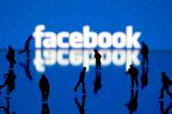 “فيسبوك” يغلق حسابات مرتبطة بحملات تضليل من إيران وروسيا