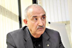 كاتب وناشط سياسي.. القبائل قلب الجزائر واليد في اليد لبناءها