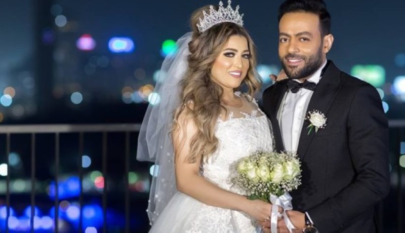 فنان مصري يُطلّق زوجته بعد شهر العسل.. !!