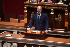 فرنسا: استمرار إجراءات العزل حتى انخفاض الإصابات اليومية بكورونا لأقل من 3000