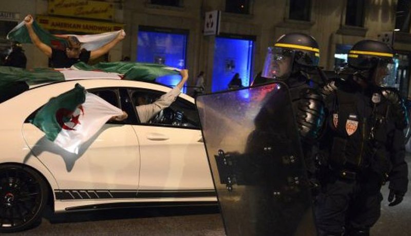 سنة حبس لجزائري اعتدى على شرطي فرنسي خلال الاحتفال بالتتويج بكأس إفريقيا