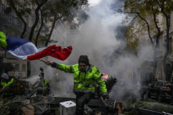 فرنسا: غلق 40 محطة “ميترو” تحسبا لاحتجاجات “السترات الصفراء”