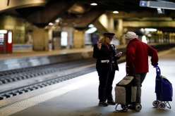 إضرابات جديدة في سكك الحديد والخطوط الجوية في فرنسا