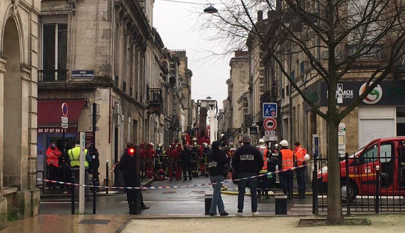 فرنسا: إصابة 3 أشخاص وفقدان آخرين في انفجار مبنى سكني بحي شارترون بمدينة بوردو