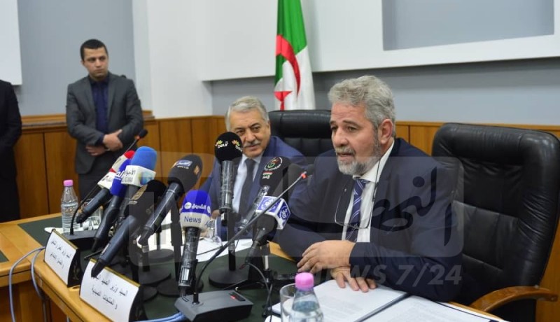 تنصيب لجنة وزارية مشتركة بين وزارة العمل ووزارة الصيد البحري