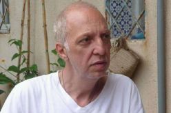 وفاة الفنان التشكيلي الجزائري نورالدين فروخي