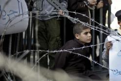 300 طفل فلسطيني معتقل في السّجون الإسرائيلية