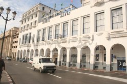 عامان حبسا نافذا لمدير فندق السفير بتهم فساد وتبديد أموال عمومية