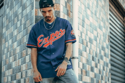 الرابر فوبيا ينزع الوشم من يده ويُصرح: “مارانيش حاب نقابل ربي بيه”