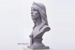 تمثال الفنانة “فيروز” مقاوم لكل الكوارث الطبيعية أمام مسرح “بعلبك”