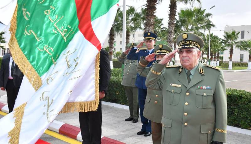 قايد صالح: “الذكرى 64 لعيد الثورة هي رمز الوفاء لتضحيات الشهداء”