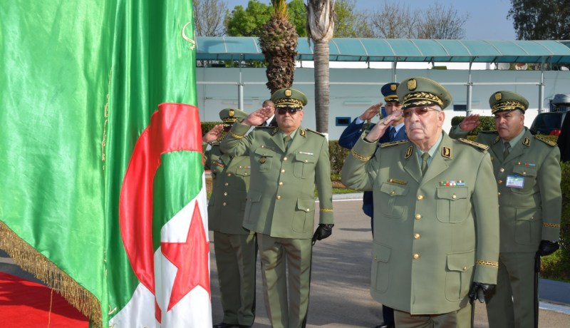 قايد صالح يشيد بالعلاقة الوطيدة بين الجيش الوطني والشعب الجزائري