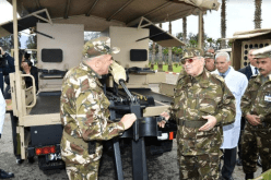 بالصور.. ڤايد صالح يتفقد العتاد والمعدات المطورة في القاعدة المركزية للإمداد بالبليدة